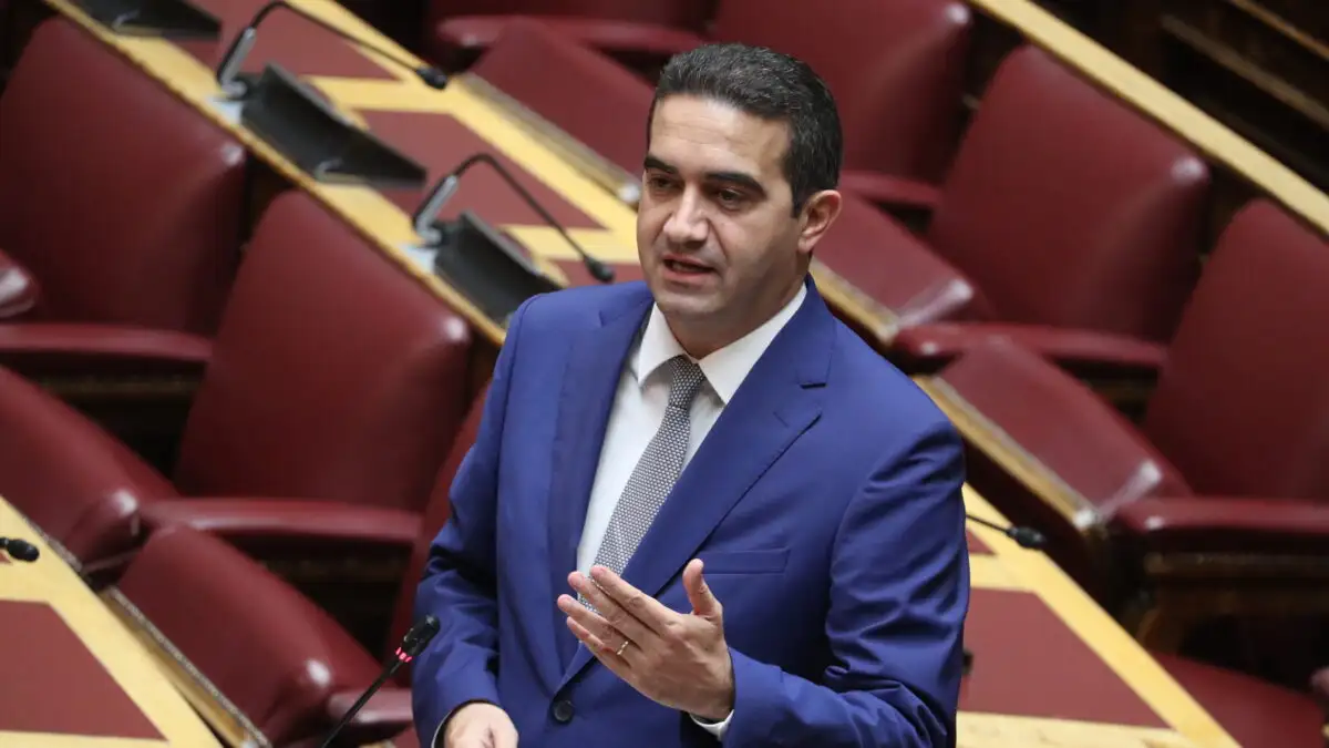 «Πυρά» Κατρίνη για εξοπλιστικά: «Μπλόκο» ΠΑΣΟΚ σε απευθείας ανάθεση 70 εκατ. ευρώ