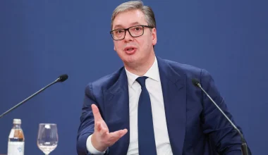 Άνα Μπρνάμπιτς: Ποια είναι η λεσβία που διαδέχθηκε τον Α.Βούτσιτς στην προεδρία της Σερβίας (φωτο)