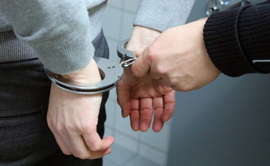 Ολυμπιακό Χωριό: Χειροπέδες σε δύο άνδρες για διακίνηση ναρκωτικών ουσιών