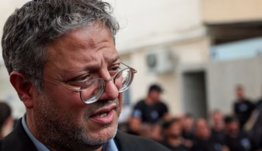 Μπεν Γκβιρ: «Τρομοκράτης προσπάθησε να συντρίψει το αεροπλάνο»