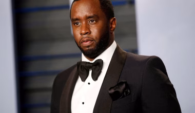 «Ζωάρα» κάνει ο Diddy μέσα στις φυλακές: Μασάζ, αλκοόλ, κινητά και κρατούμενοι που τον… υπηρετούν