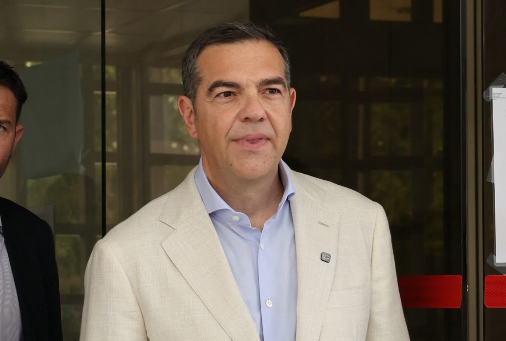 Στην Κυψέλη ο Α.Τσίπρας: «Ο Ταχιάος δεν θα έμενε εδώ αλλά αφήνουν οικογένειες να μένουν»