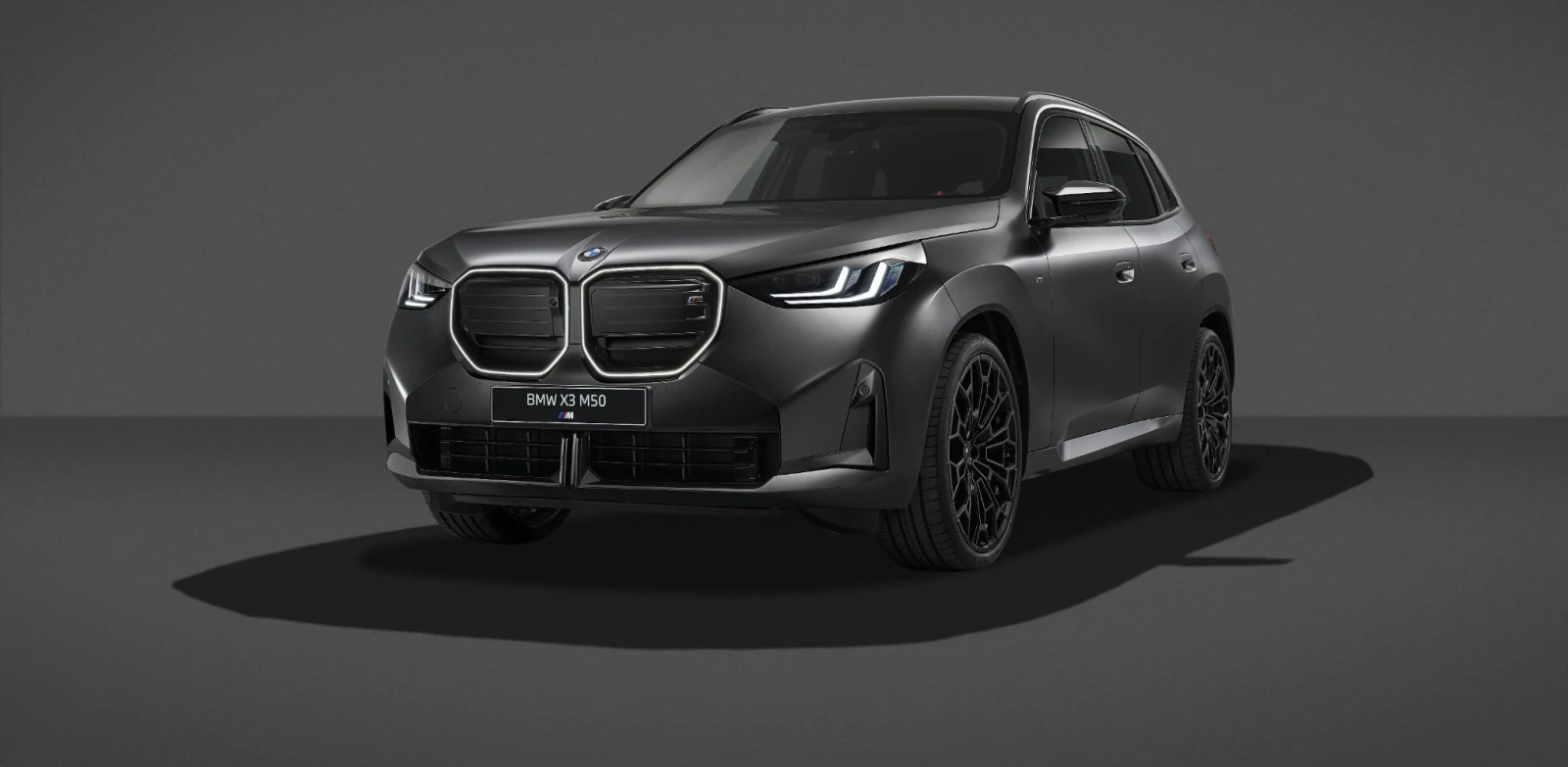 BMW X3 M50 xDrive: Πιο μαύρη και με 443 ίππους