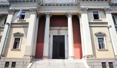 Πάτρα: Τηλεφώνημα για βόμβα – Εκκενώθηκε το Δικαστικό Μέγαρο