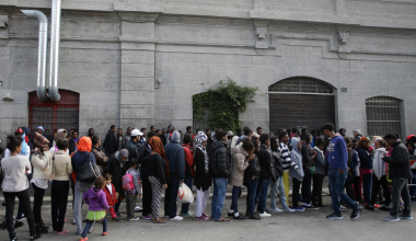 Η ΕΕ πετά το μπαλάκι στην κυβέρνηση: «Θέλετε κέντρα προσφύγων σε τρίτες χώρες; Βρείτε»