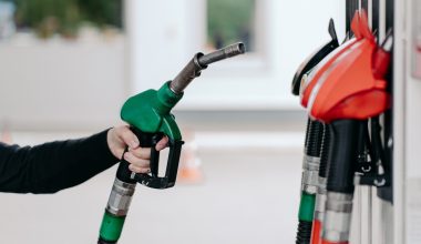 Βενζίνη: Η 98άρα αρχίζει να εξαφανίζεται από τα πρατήρια – Ποιο καύσιμο παίρνει τη θέση της