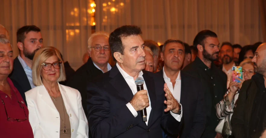 Μιχάλης Χρυσοχοΐδης από Περιστέρι: «Να μας εμπιστευτείτε κι άλλο»!