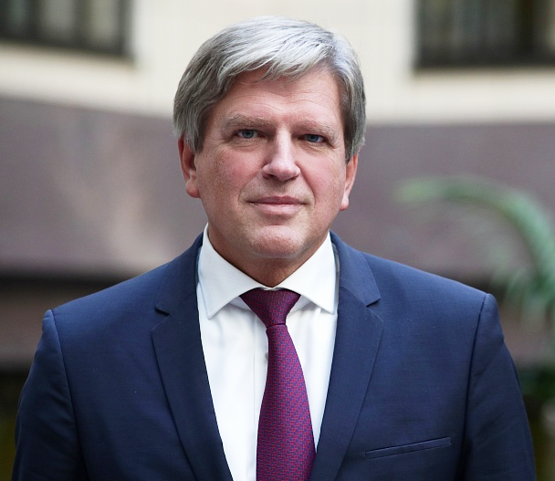 Ρελάνς Β.Πούτιν στην Αθήνα: Το παρασκήνιο της «απαλλαγής καθηκόντων» του Ρώσου πρέσβη