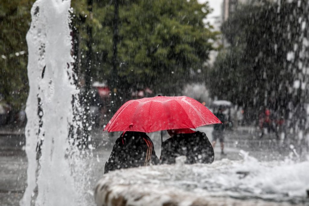 Επικαιροποιήθηκε το έκτακτο δελτίο καιρού από την ΕΜΥ: Πού αναμένονται ισχυρά φαινόμενα