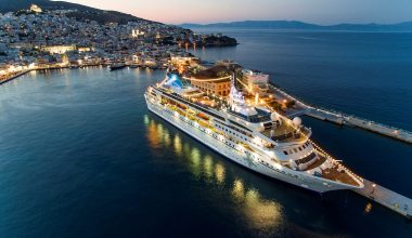 Αναστάτωση στο Λαύριο: 67χρονος υπήκοος ΗΠΑ βρέθηκε νεκρός σε κρουαζιέρα