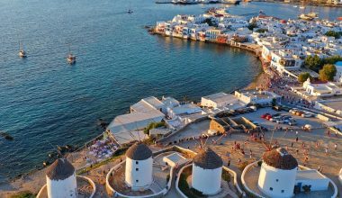 Σωρηδόν εκβιασμοί στην υπόθεση της Πολεοδομίας Μυκόνου: «Θα βγάλω την άδεια γιατί φοβάμαι» (βίντεο)