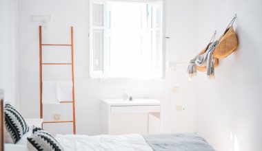 Γιατί το σπίτι μυρίζει διαφορετικά όταν επιστρέφεις μετά από αρκετές ημέρες