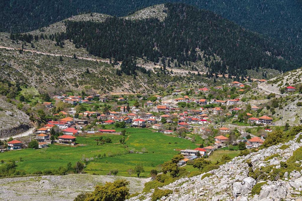Αυτό είναι το μέρος της Ελλάδας που μοιάζει με σκηνικό από τον «Άρχοντα των Δαχτυλιδιών»