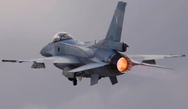 Απογείωσαν F-16 για να αναχαιτίσουν τουρκικά UAV: Οικονομική φθορά και επιχειρησιακά ερωτήματα