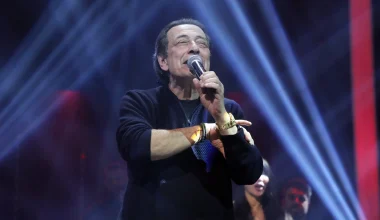 Aντύπας: Επισκέφθηκε το στρατόπεδο όπου υπηρέτησε ως σμηνίτης – «Συγκινούμαι» (βίντεο)