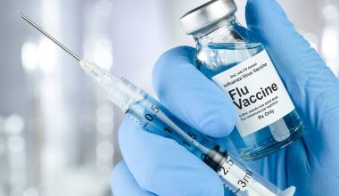 Βρετανία: «Στον πάγο» το mRNA εμβόλιο γρίπης της Moderna για τη σεζόν 2027-2028