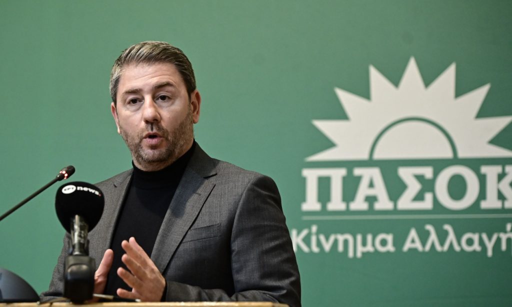 Το ΠΑΣΟΚ καταθέτει πρόταση νόμου για το ιδιωτικό χρέος