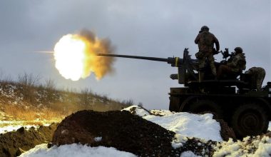 Ρωσία: «Θα εντείνουμε τους βομβαρδισμούς στην Ουκρανία» – Η απάντηση στις δηλώσεις του Β.Ζελένσκι