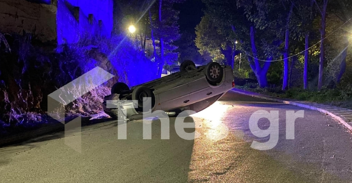 Εκτροπή οχήματος στη Θεσσαλονίκη: Τούμπαρε το αμάξι – Τραυματίας ο οδηγός (φωτο)