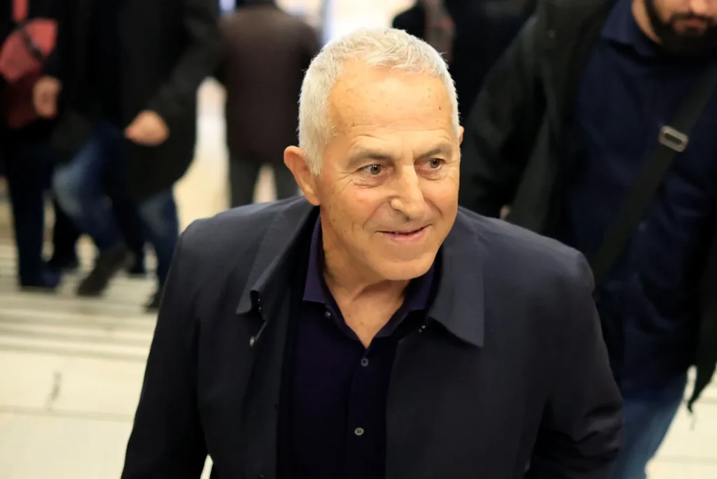 Περνάει το «κατώφλι» του ΠΑΣΟΚ ο Ε.Αποστολάκης