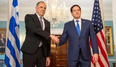 Με τον Μ.Ρούμπιο θα συναντηθεί την Τετάρτη ο Γ.Γεραπετρίτης