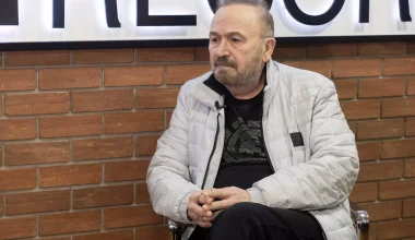 Η απάντηση του Σ.Γονίδη για τον χαιρετισμό στον Η.Κασιδιάρη στο νυκτερινό κέντρο όπου εμφανίζεται
