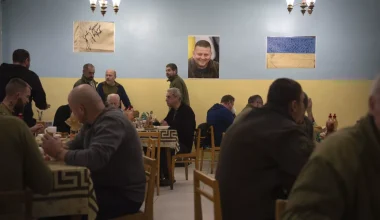 Από τα καρτέλ στο ουκρανικό μέτωπο; – Οι καταγγελίες για Κολομβιανούς μαχητές που προκαλούν ανησυχία