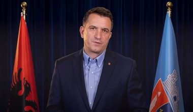 Με Al βίντεο εμφανίστηκε ο φυλακισμένος δήμαρχος των Τιράνων – Η υπόσχεση που έδωσε