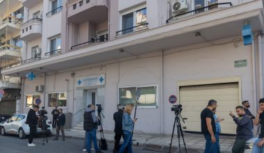 Σε απόγνωση δεκάδες συγγενείς ασθενών μετά το «σφράγισμα» της ιδιωτικής κλινικής στη Θεσσαλονίκη