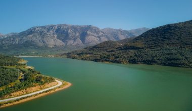 Κρήτη: Οι ισχυρές βροχές «γέμισαν» το φράγμα του Αποσελέμη – Βρίσκεται κοντά στην υπερχείλιση