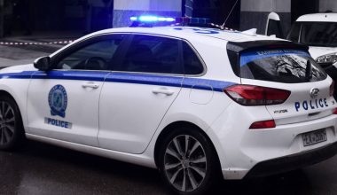 Ρομά αντί να πουλήσει αυτοκίνητο λήστεψε με όπλο τους αγοραστές! – Τους έκλεψε 27.000€