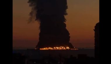Σότσι: Φωτιά σε δεξαμενόπλοιο – Αναφορές για επίθεση με drones (βίντεο)