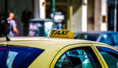 Κινηματογραφική καταδίωξη στο Καματερό: Χειροπέδες σε δύο ανήλικους που έκλεψαν ταξί