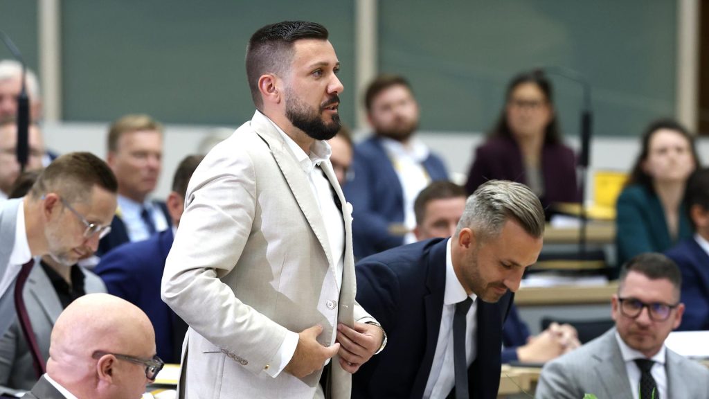 Γερμανία: Ο Τομπίας Ράους της AfD εξελέγη πρόεδρος του κοινοβουλίου στη Σαξονία-Άνχαλτ