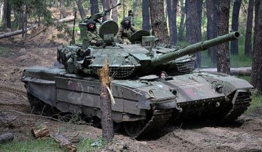 Νεκρός ο διοικητής Αλεξέι Καραβάεφ: Ήταν ο «πατέρας» του 11ου Συντάγματος Αρμάτων της Ρωσίας (φωτο)