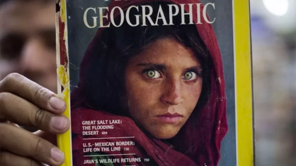 Sharbat Gula: Πού βρίσκεται σήμερα το «κορίτσι από το Αφγανιστάν» που έγινε παγκόσμιο σύμβολο (φωτο)