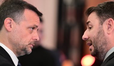 «Ενδοπαραταξιακά» πυρά Ανδρουλάκη σε Δούκα: «Φτιάξε κανένα πεζοδρόμιο»