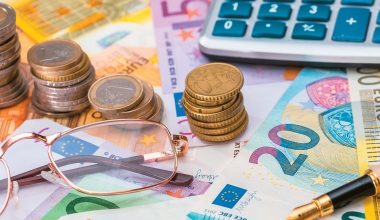 Εκτός του επιδόματος των 400€ οι χαμηλοσυνταξιούχοι κάτω των 65: Σε ποιους θα δοθεί χωρίς κριτήρια