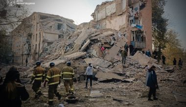 Εικόνες Αποκάλυψης στο Τσέρνιχιβ: Με την τακτική Salvos οι Ρώσοι ισοπέδωσαν το Πριλούκι! (βίντεο)