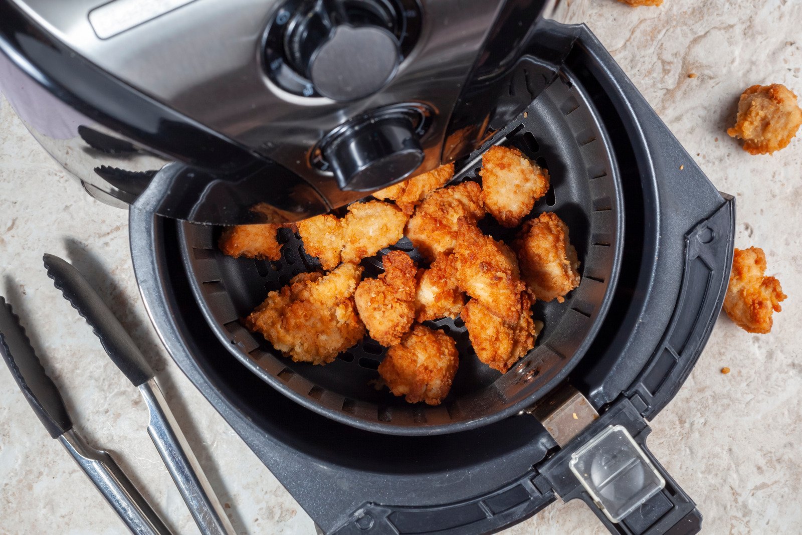 Air Fryer: Γιατί δεν είναι όλα τα φαγητά πιο υγιεινά όταν τα ψήνετε εκεί