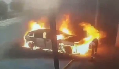 Βίντεο: Η στιγμή που το πρώτο τουρκικό ηλεκτρικό αυτοκίνητο τυλίγεται στις φλόγες σε σταθμό φόρτισης