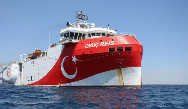 Στα ανοικτά της Κερύνειας το Oruc Reis: Ξεκινούν οι έρευνες