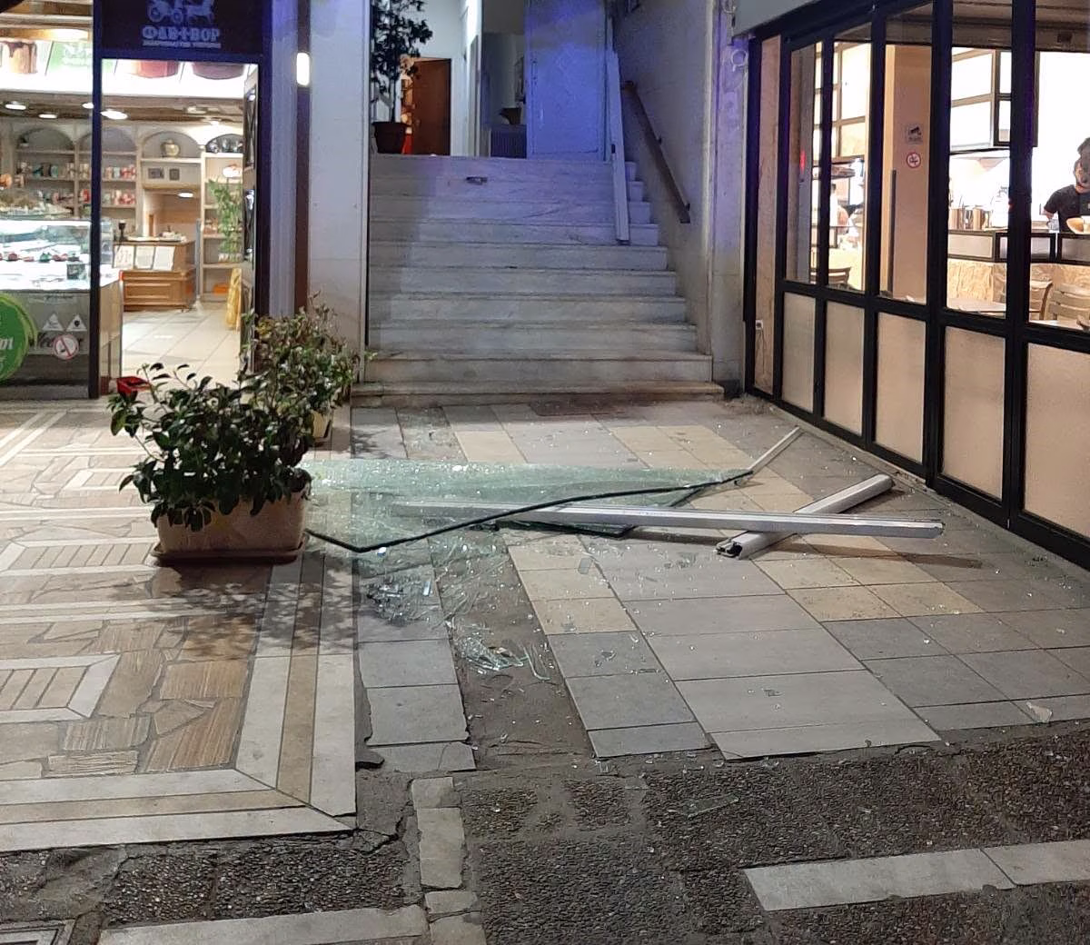 Έκρηξη σε διαμέρισμα πολυκατοικίας στου Ζωγράφου