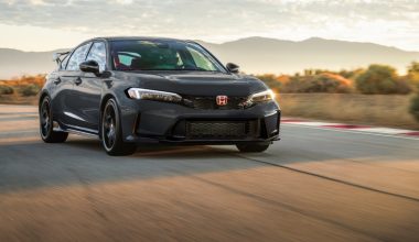 Honda Civic Type R: Έγινε ακόμα καλύτερο, αλλά δεν μας νοιάζει