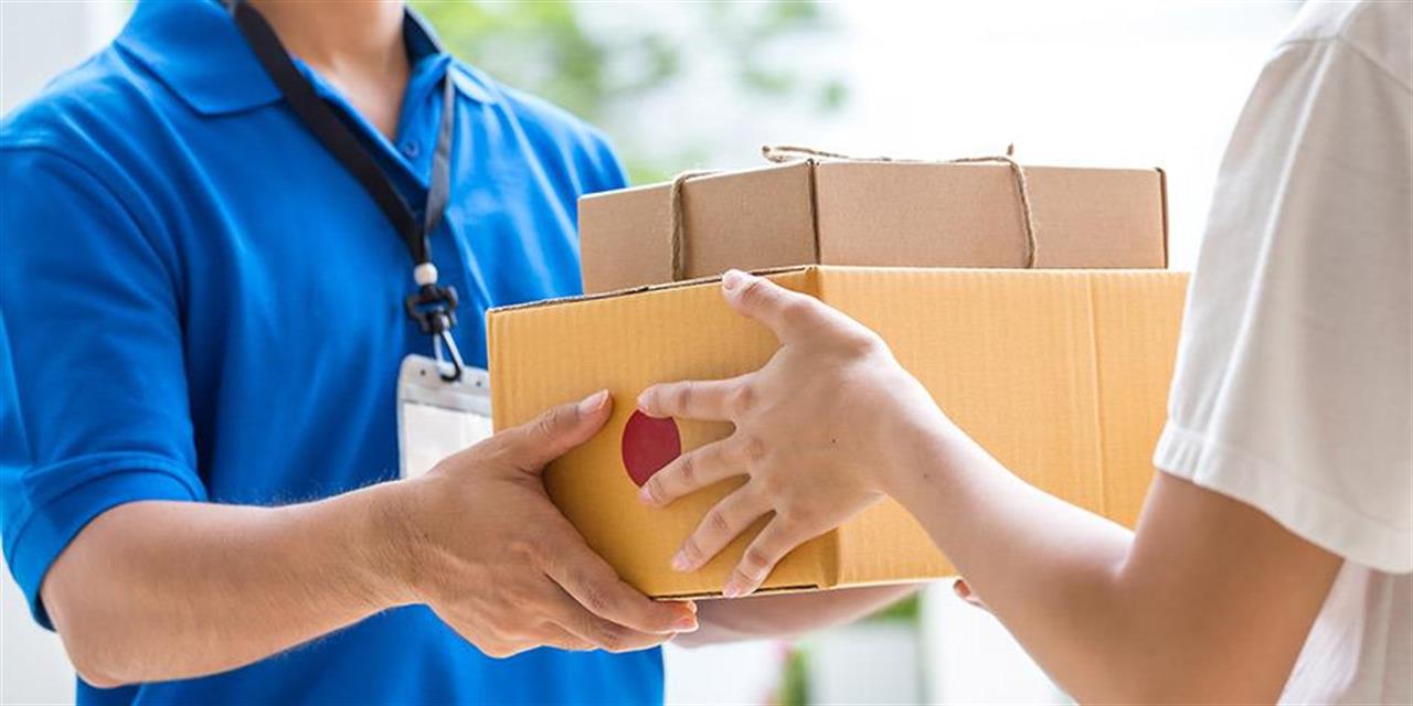 Τέλος τα μετρητά στην αντικαταβολή μέσω courier: Τι αλλάζει στις αγορές και ποιοι θα εξαιρούνται