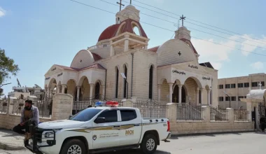 Συρία: Ένοπλοι άνοιξαν πυρ σε χριστιανικό χωριό – Στο στόχαστρο Ελληνορθόδοξος ιερέας