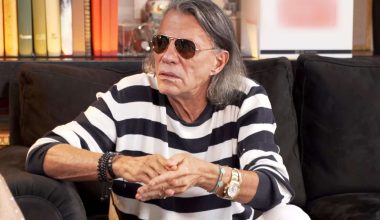 Η.Ψινάκης: «Με τον Νίκο Καρβέλα έχουμε παίξει ξύλο στην Ιερά Οδό»