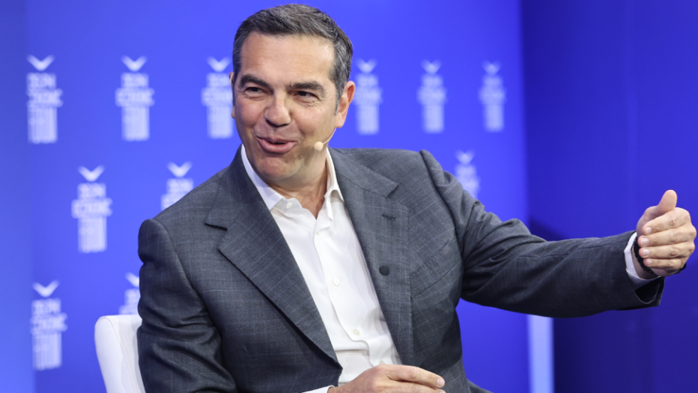 Ο ΣΥΡΙΖΑ ζητά πίσω τις έδρες από τους 12 που έφυγαν και περιμένουν τον Τσίπρα να τους καλέσει