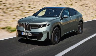 BMW iX4: Η iX3 φορά τα αθλητικά της και φτάνει τα 827 km
