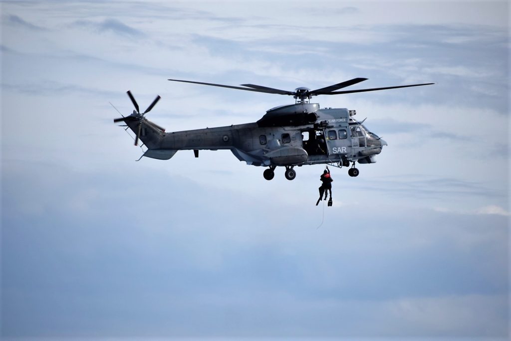 Super Puma της Πολεμικής Αεροπορίας μετέφερε ασθενή από κρουαζιερόπλοιο νοτιοανατολικά της Ρόδου